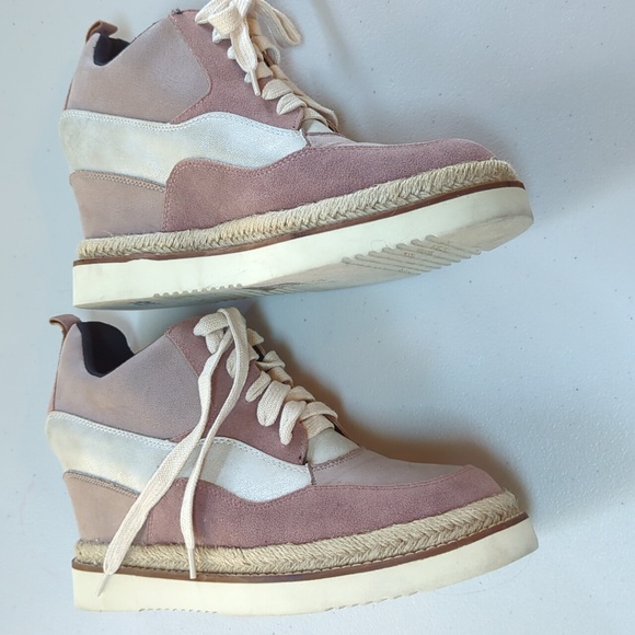 Mi im, Dusty Rose hidden wedge sneaker. Size 8 - Picture 3 of 11